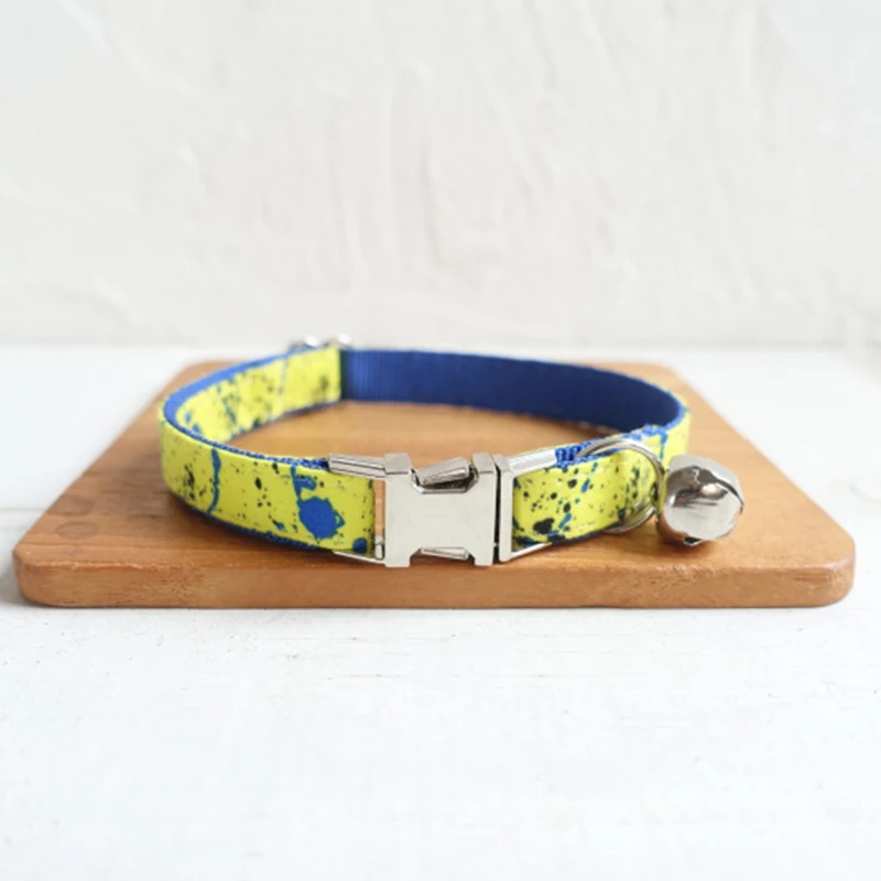 

Pet Small Dog Collar TTHE SPLASH INK Adjustable Cat Nameplate ID 2 Sizes Poly Satin And Nylon Cat Collar Sash Small Bell