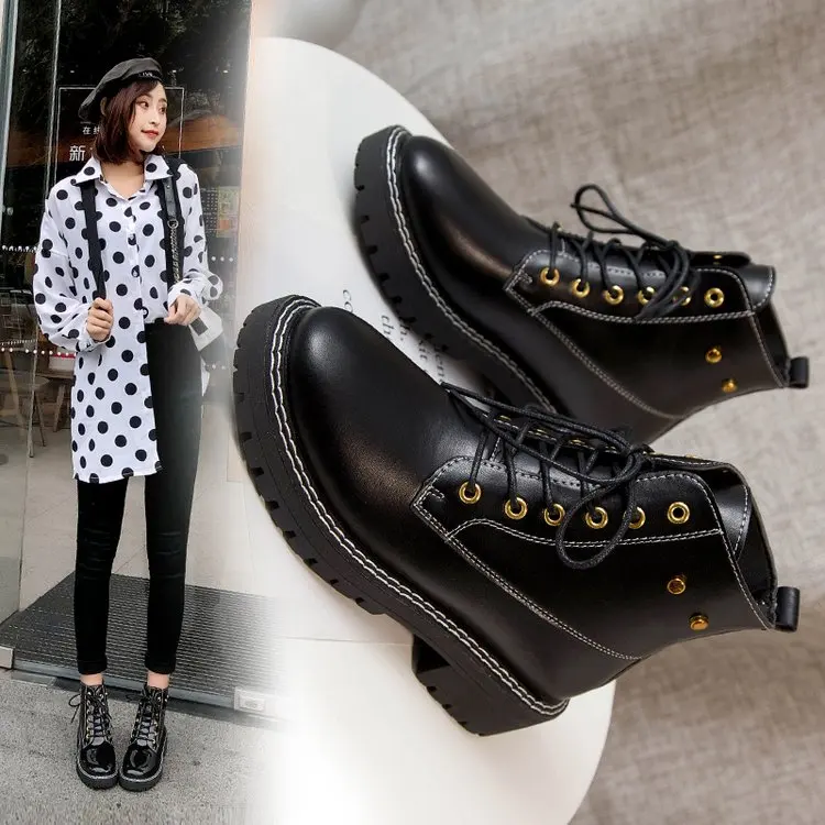 Женские ботинки из мягкой кожи со шнуровкой водонепроницаемые черного цвета -