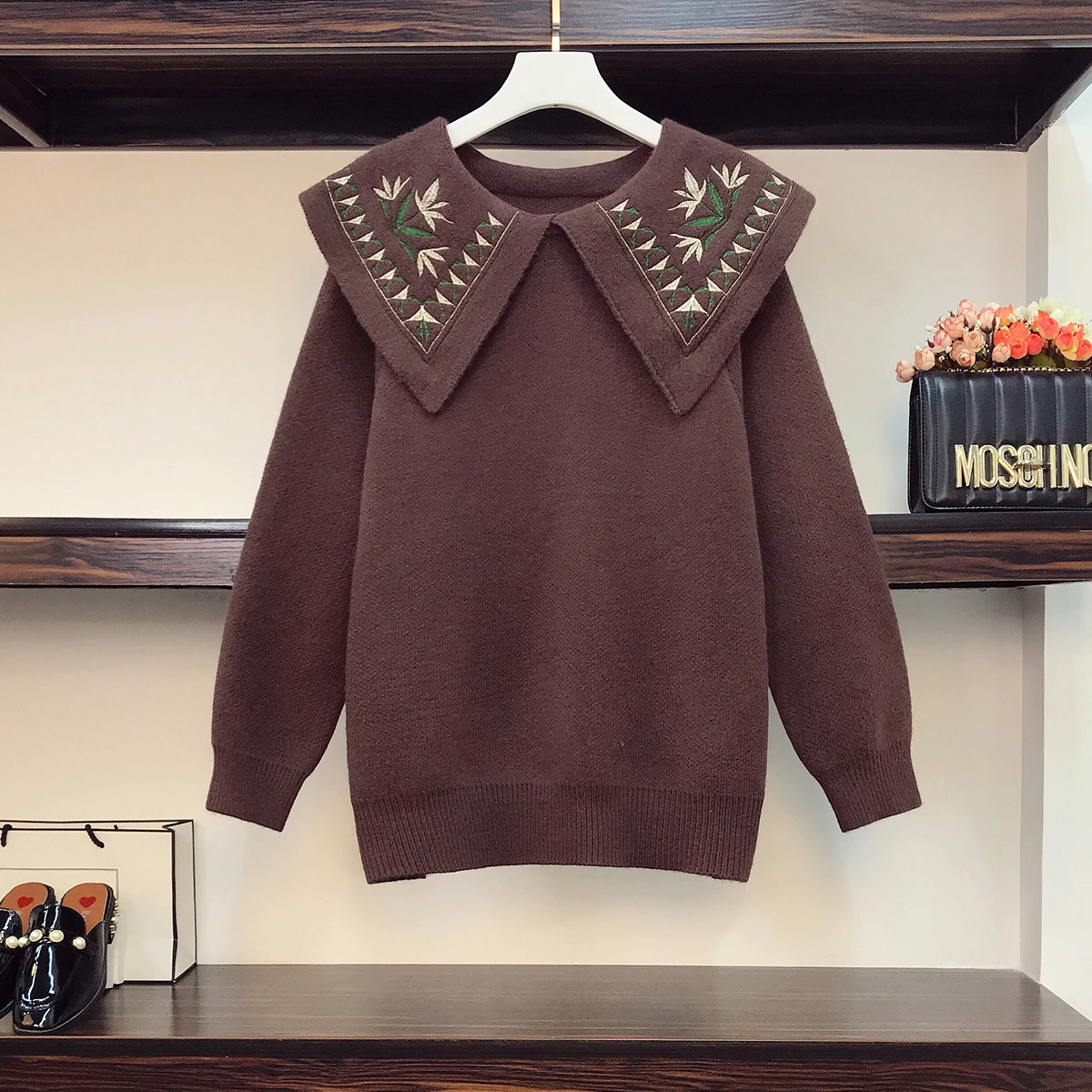 

Designer Large Size Doll Collar Sweater Women's Pullover Autumn Loose Lazy Style Embroidery Knit Sweater Top Sweaters