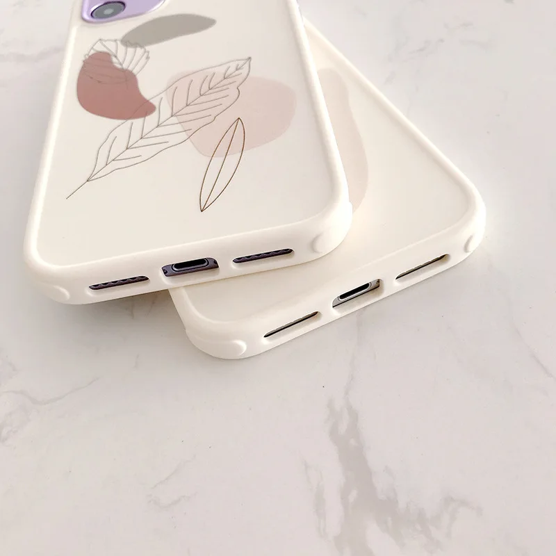 

For iPhone 12 11 Pro Max Mini Vintage Flower Leaves Phone Case For iPhone X XR XS Max 7 8 Plus Soft Camera Protection Back Cover