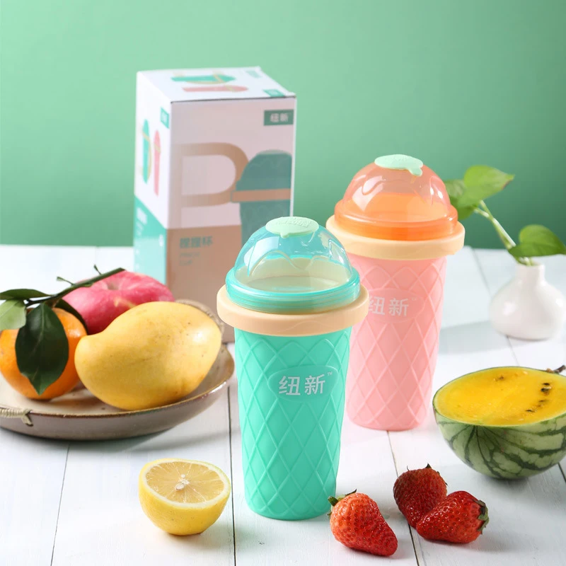 

Ice Maker Homemade Ice Cream Ice Cube Maker Cup Smoothie Cup Is Pinched Into An Ice Cup with A Double-Layer Creative Sand Ice