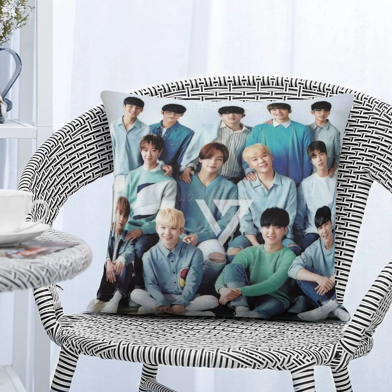 Наволочка Seventeen с блестками волшебный чехол для подушек 40x40 см Русалка Кей-поп