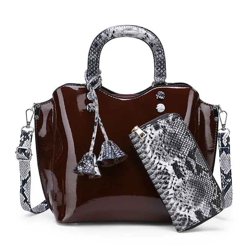 

Boutique recommended shiny patent leather handbags 2021 new fashion flower pendant handbag wild snake shoulder bag