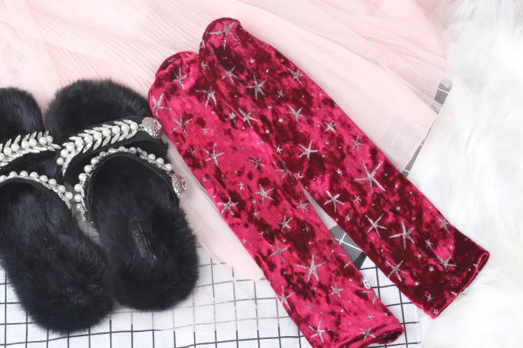 

3pairs/lot 2020 Winter New Five-pointed Star Gold Velvet Women Socks Style Japanese Fashion Warm Tube Socks Lady Long SockHCS006