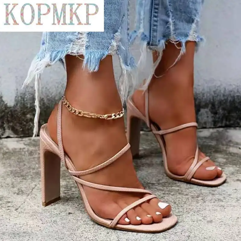Сандалии женские с узкими ремешками модные пикантные босоножки из искусственной