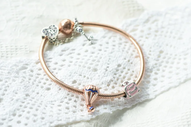 Новое поступление 100% бусин розовые подвески для сумки путешествий подходят