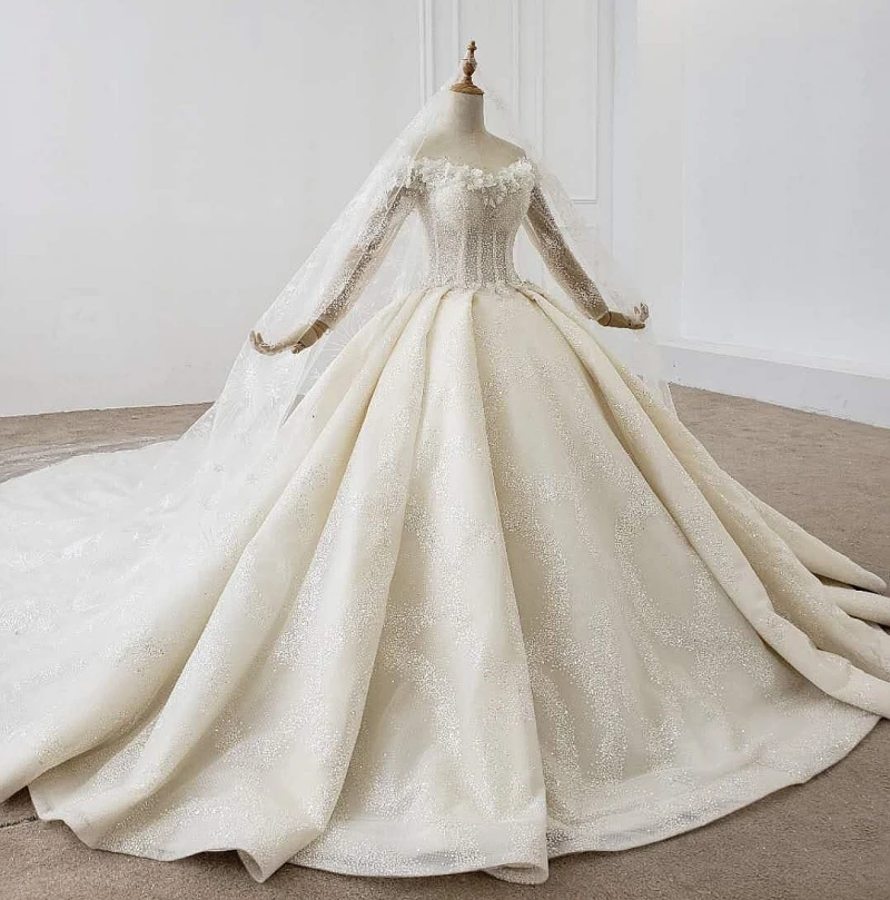 Vestidos De Novia Hot Luxury Ball Gown Wedding Dress Long Sleeve Beaded Applique Sweetheart Button Long Train Wedding Gowns