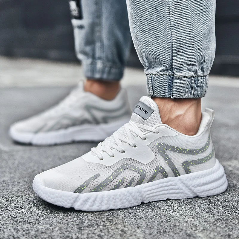 

New Arrival Men's Sneakers 2020 Lightweight Running Shoes for Man Breathable Mesh Sport Men Shoes Outdoor Mans Jogging Athletic