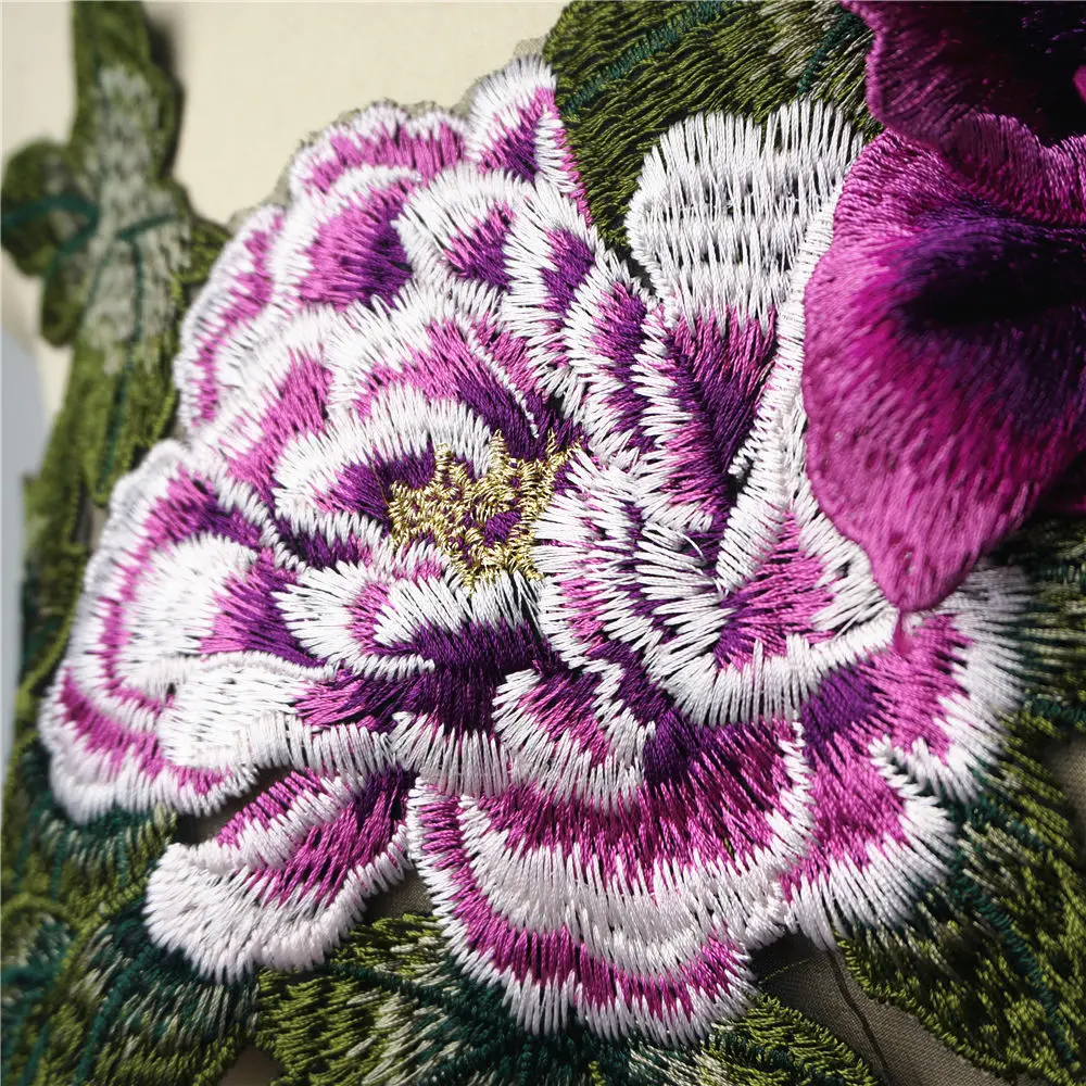 Многослойная вышитая 3d аппликация в виде цветка пиона|Заплатки| |