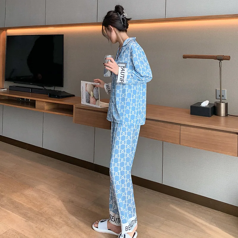 

2021 Spring Women's Pajamas Set Luxury Style Cross Letter Print Sleepwear Silk Like Couple Home Clothes Nightwear for Men