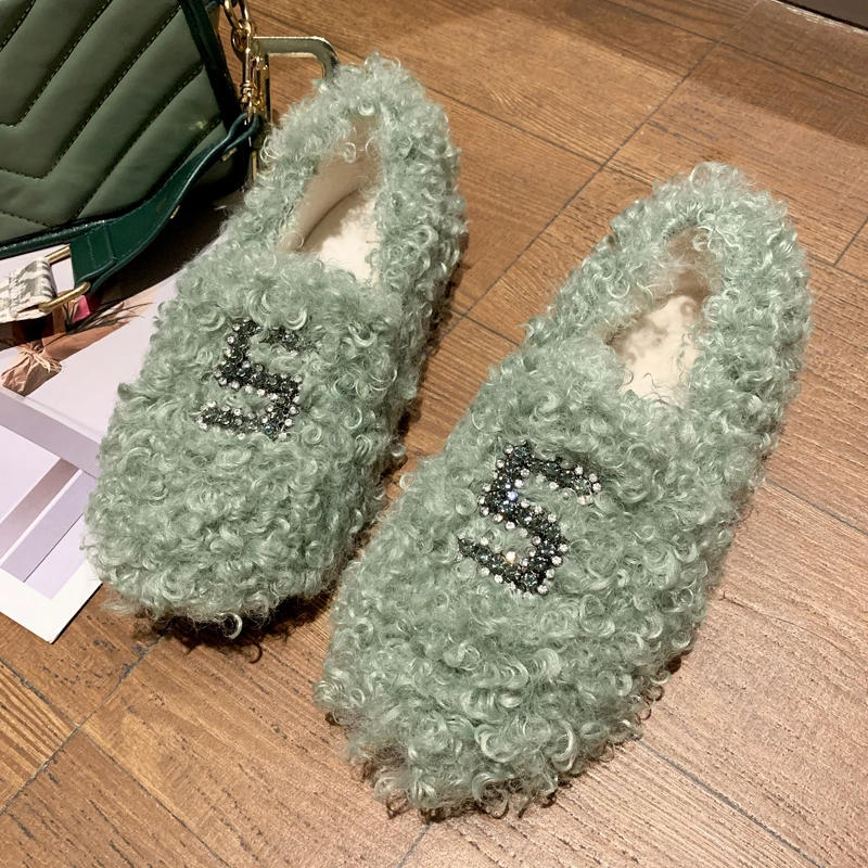 

New Crystal Warm Plush Winter Shoes Plus Size Women Shoes Loafers Solid Slip on Flat Shoes Woman Flats Comfortable Ladies Shoes