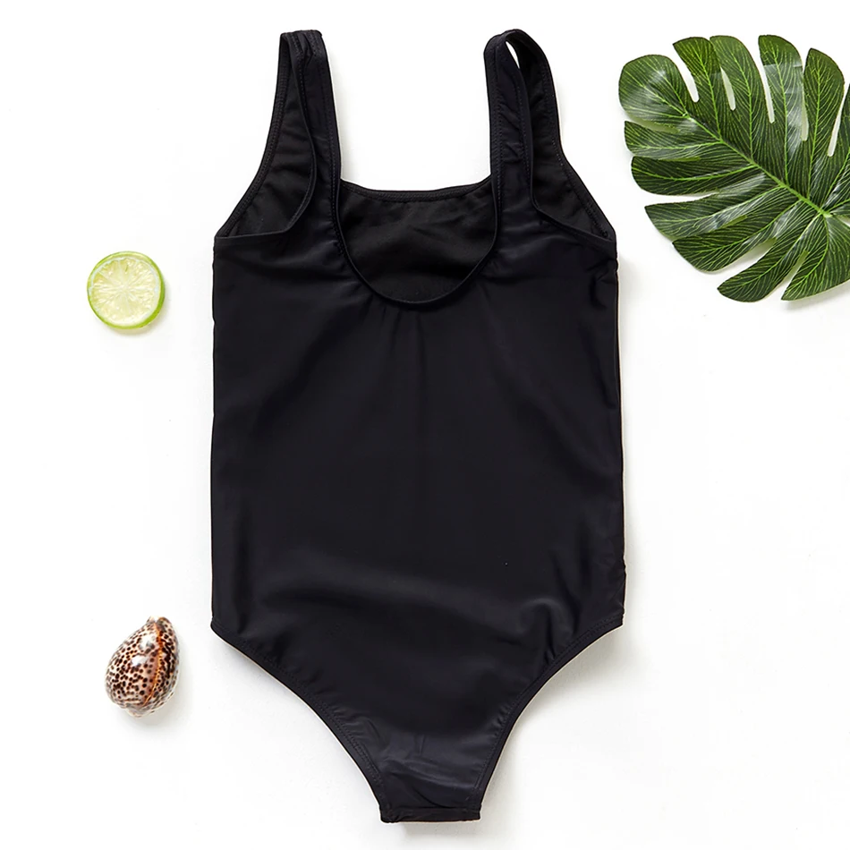 В 2019 году новый цельный купальник для девочек с изображением фламинго и розовыми