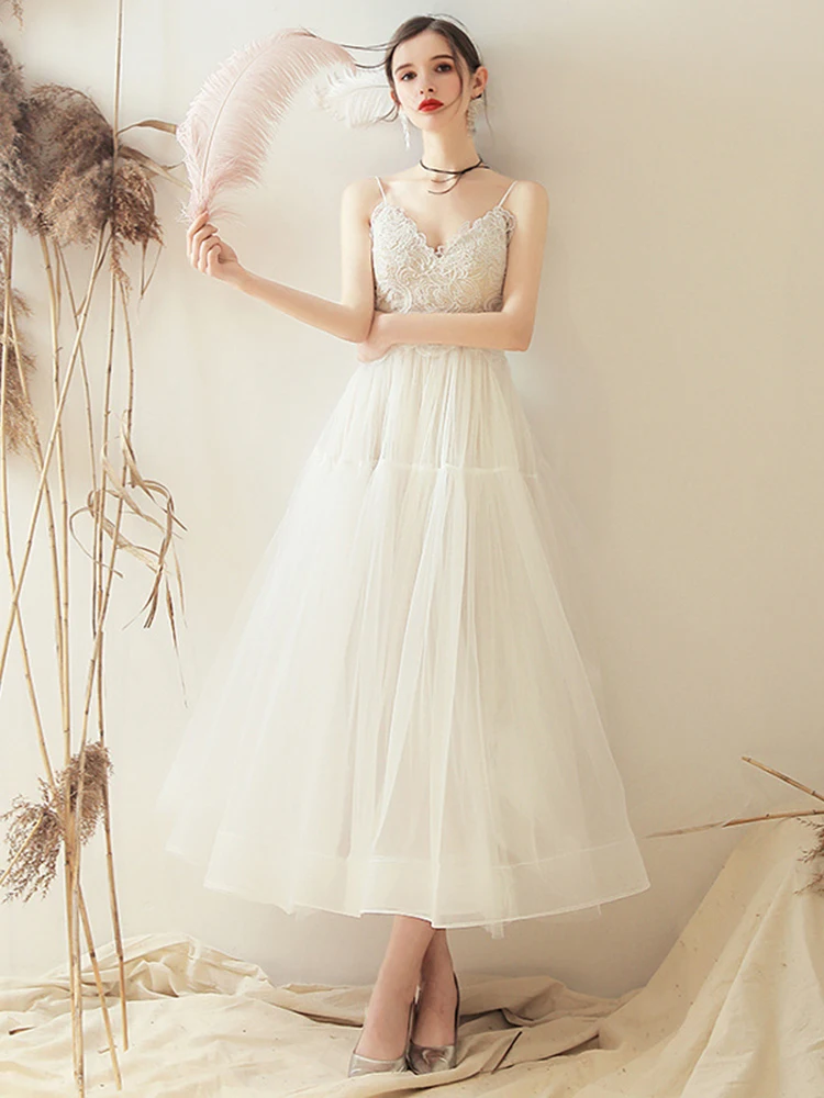 

Sexy Simple Spaghetti Strap Wedding Dresses V-Neck Floral Print Backless A-Line Slim Solid Color Lace Little Bridal Gowns