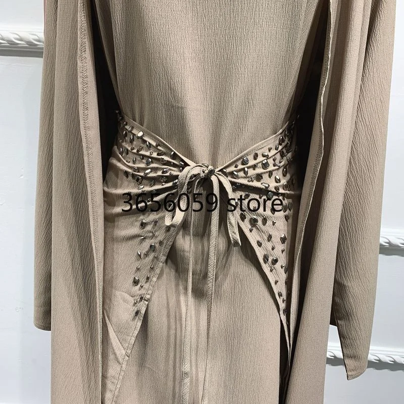 Женский костюм-кимоно с юбкой длинное платье запахом и бриллиантами |