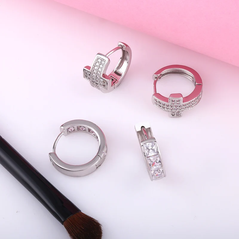 Женские серебряные серьги OCESRIO модные вечерние с крестом и камнями из