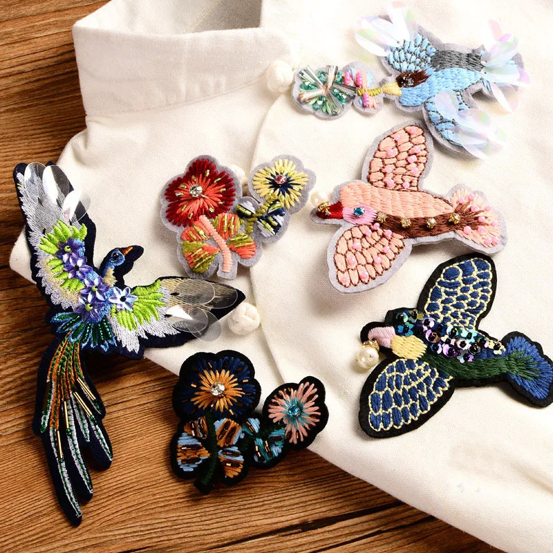 

AHYONNIEX 1PCS Sequins Bird Peacock Flower Patches Sew On Beading Applique for Clothes Shoes Bags Decoration Patch DIY