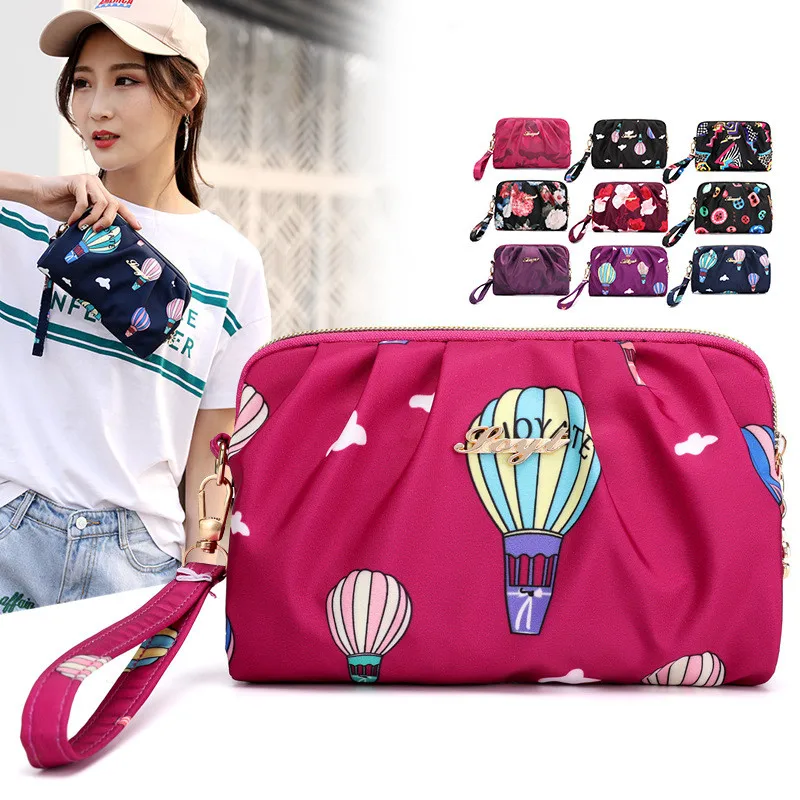 

Nylon Waterproof Women's Clutch Bag Pleated Design Female Zip Coin Purse Bag For Phone With Wristlets Lady Storage Money Clip