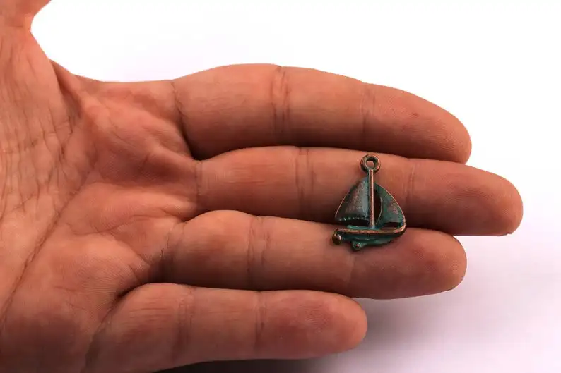 

Faux Patina Pendant - Sailboat Shaped - Alloy Charms - Zinc Alloy Beads - 5PCS/LOT - Jewelry Supplies - 20x20x1mm - ZZ1043