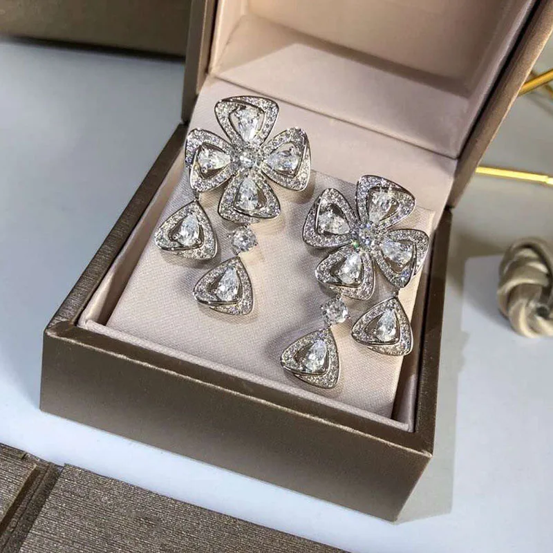 

New 1:1 Sterling Silver Earrings Fashion High Quality Zircon Four Leaf Clover Earrings Ladies Wedding Banquet Luxury Jewelry