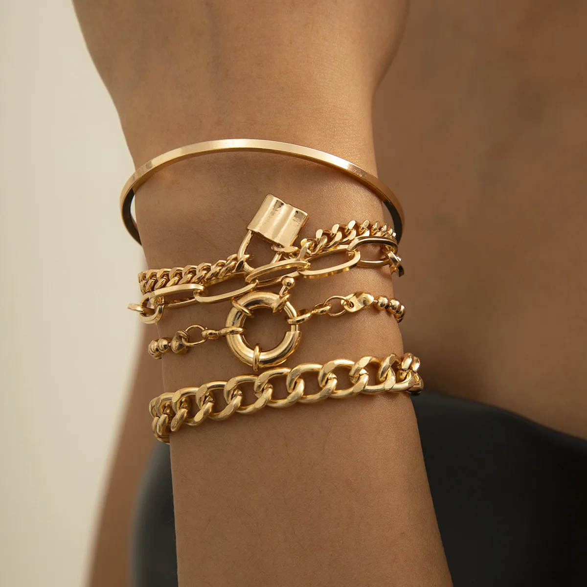 

DHQH Women Bracelet Set Punk Hiphop Lock Handle Set Women Fashion Jewelry Geometric Round Button Set Bracelet Dropshipping