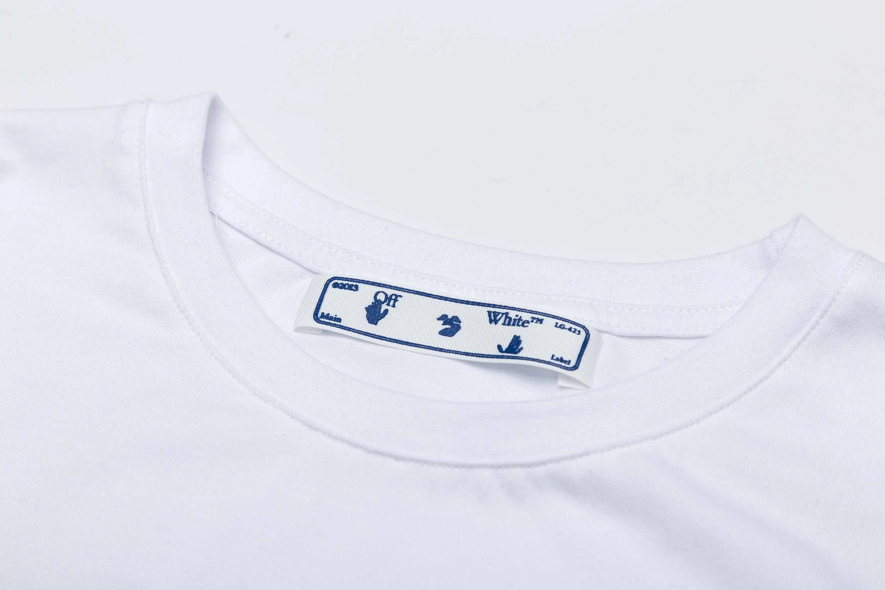 

Off White 2021/SS New Style graffiti printing on the back Men Women T-shirt #2264