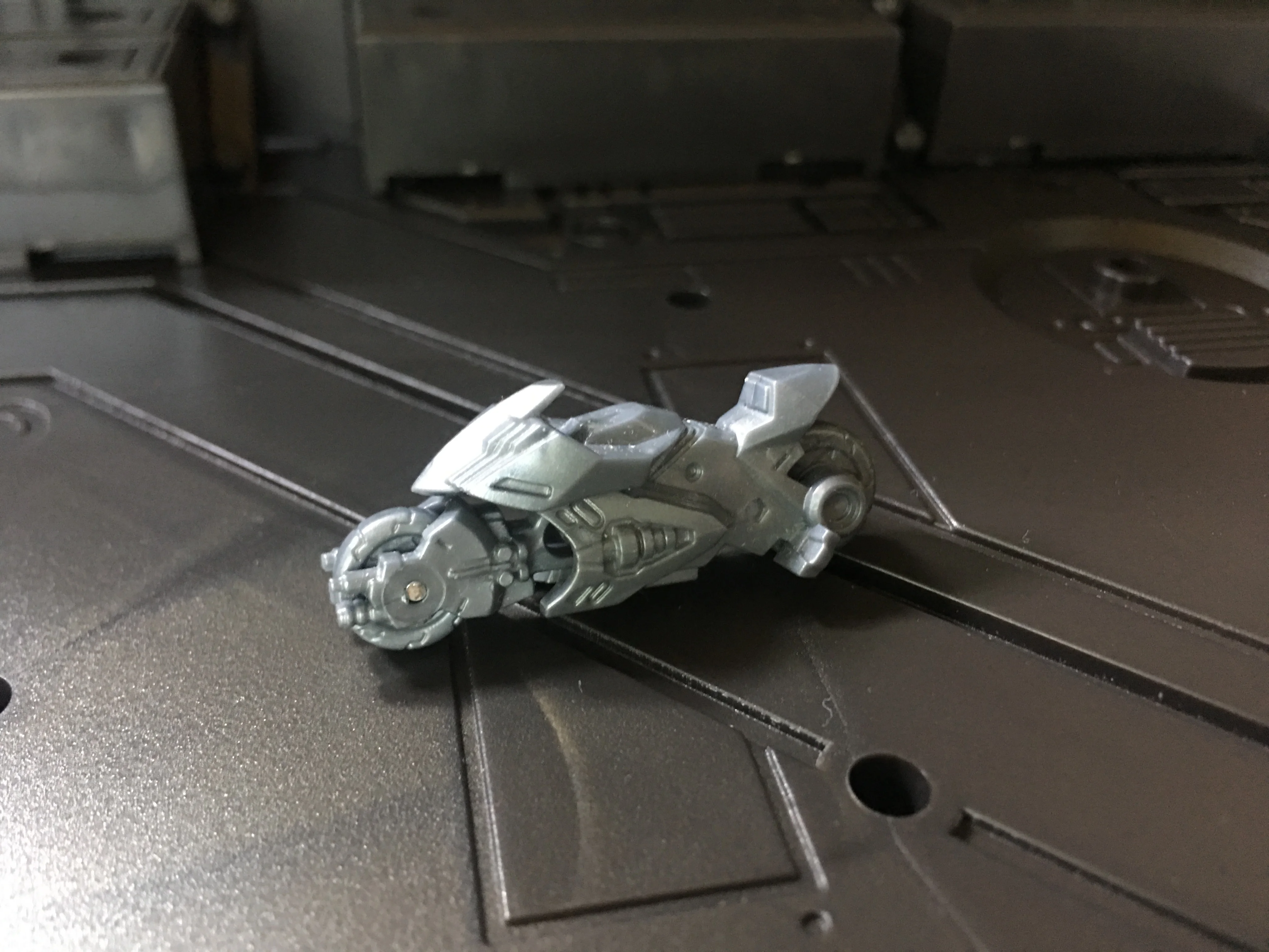 

MFT Lost Planet DIACLONE Motorcycle Powered Suit Transformation Action Figure
