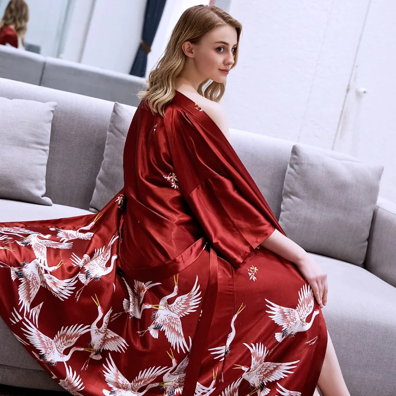 

Silk Thin Section Female Spring And Summer Ice Silk Sexy Nightgown Wedding Bathrobe Bridesmaid Bridal Dressing Gown Soft Robe