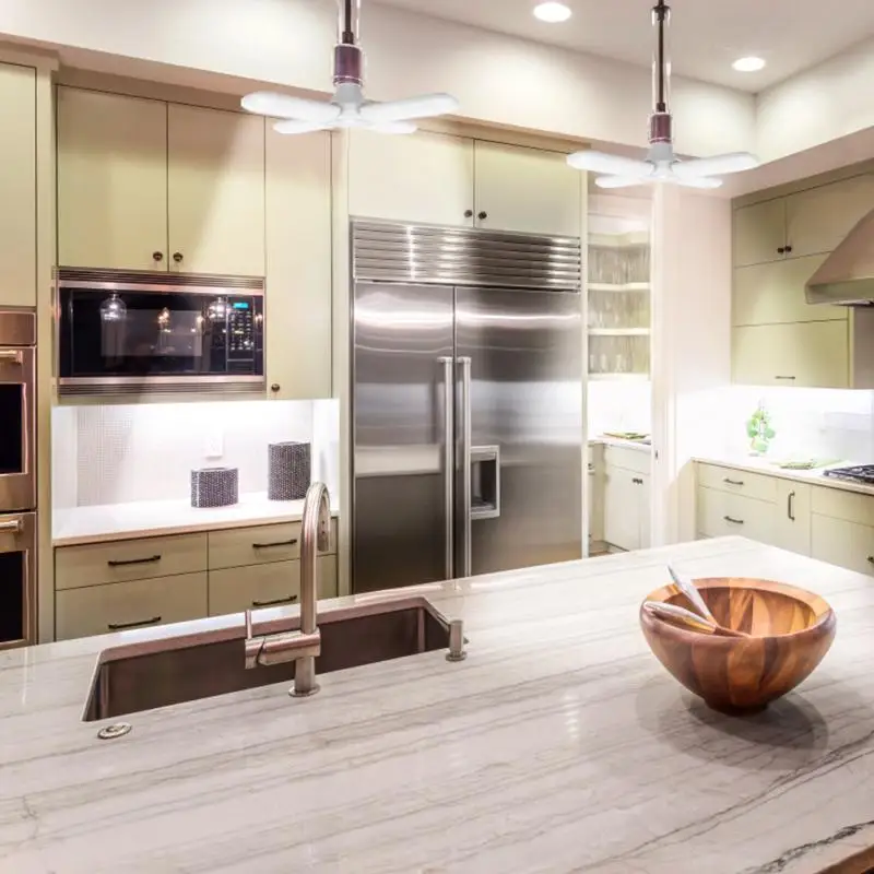 

LED Garage Light Foldable 30W E27 Bulb 3/4 Adjustable Fan Blades Deformable Workshop Garage Warehouse Ceiling Industria Lighting