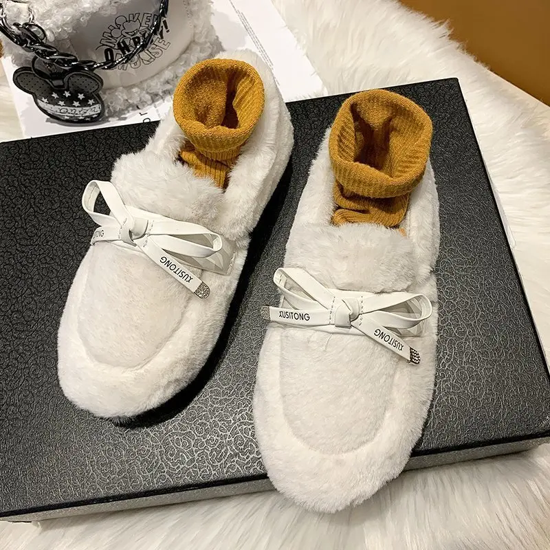 

Женские мокасины без шнуровки, туфли на плоской подошве, лоферы с закрытым носком, меховые универсальные модные повседневные женские кросс...