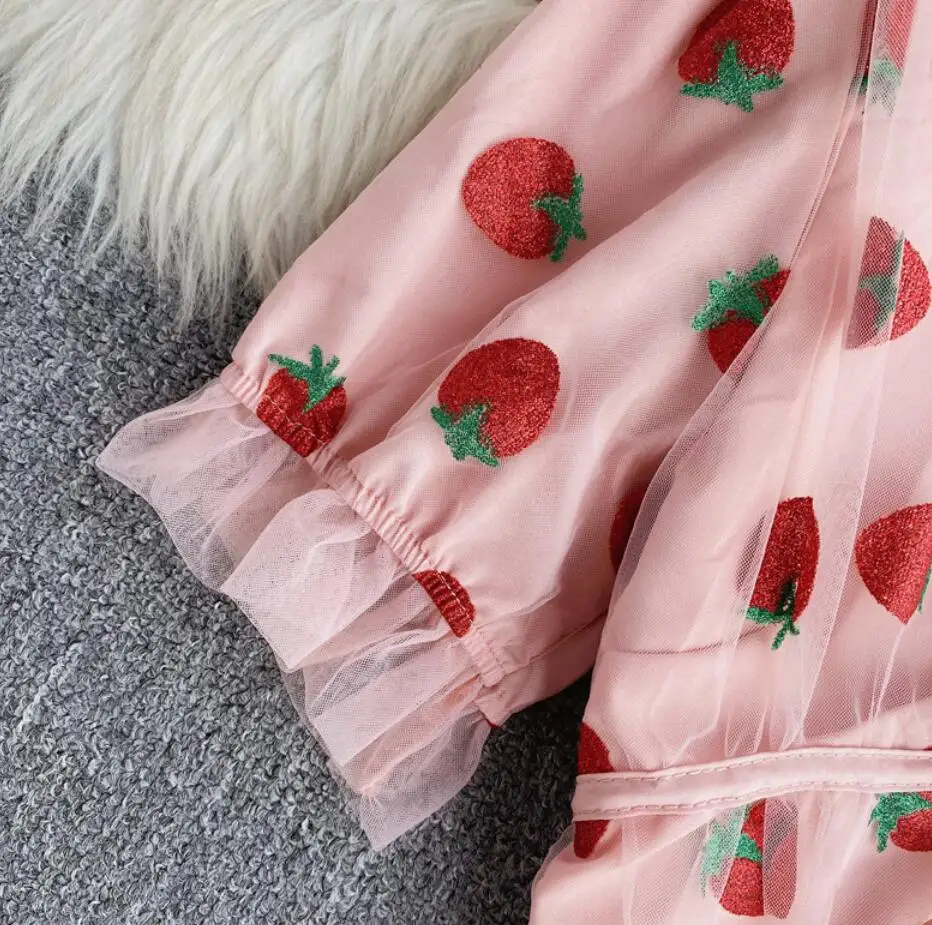 

Pink Strawberry Shirts Mesh Sexy V Neck Chiffon Blouses Woman Summer Puff Sleeve Blusa Shirts Casual Sweet party Tops s832