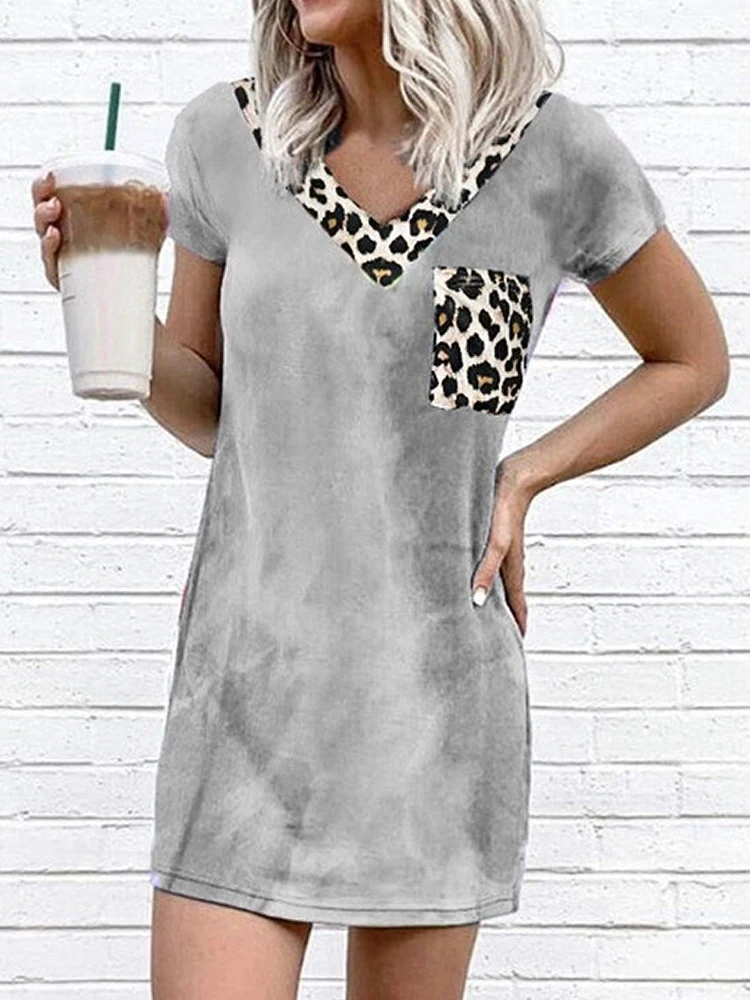 

Sexy Leopard Print Women Dress 2020 Summer Fashion Vintage Ruffles V-Neck Dresses Loose Package Buttock Short Slim Fit Dress