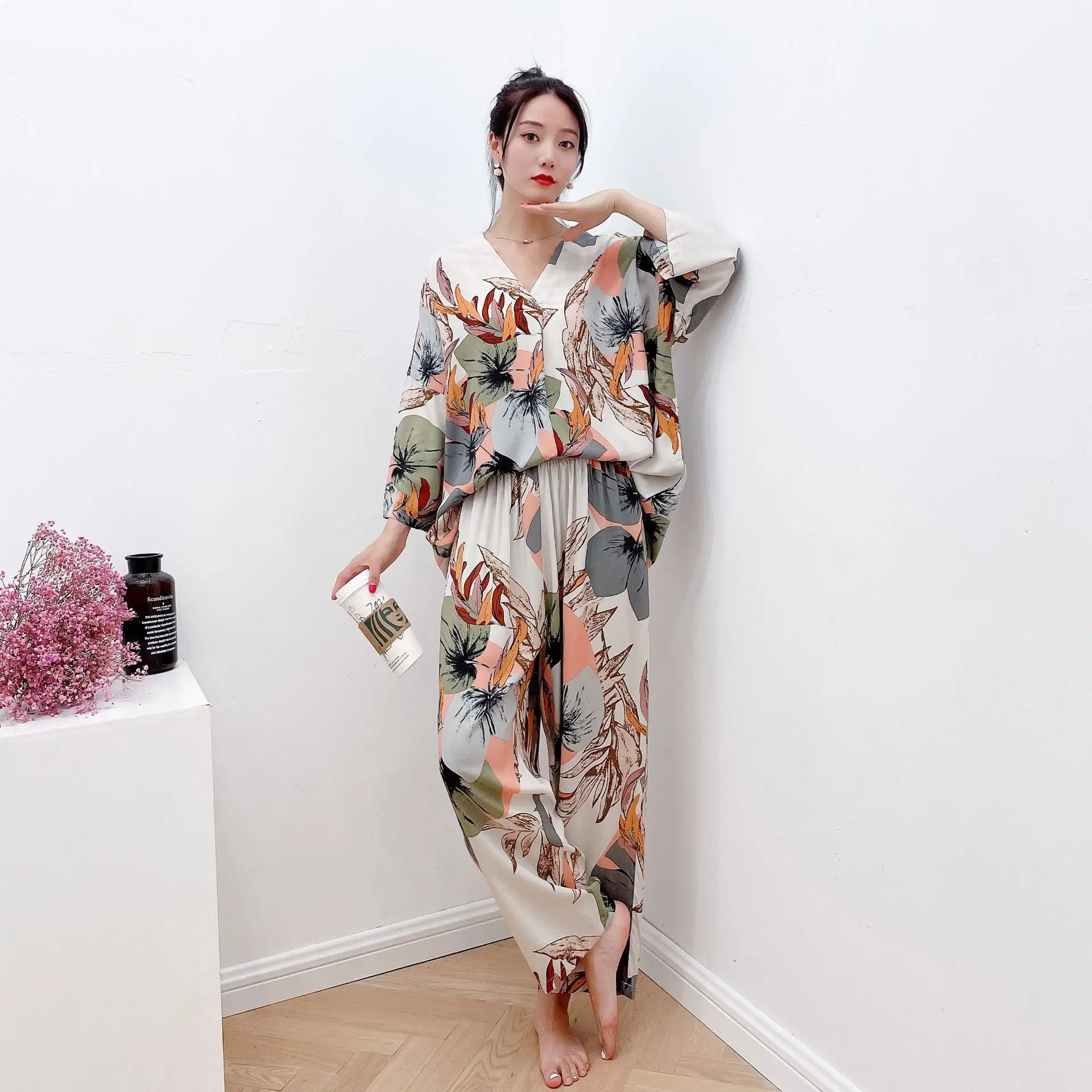 

Осенне-зимние женские брюки с длинным рукавом Домашняя одежда с V-образным вырезом кардиган Пижама свободный удобный хлопковый Пижамный костюм с принтом