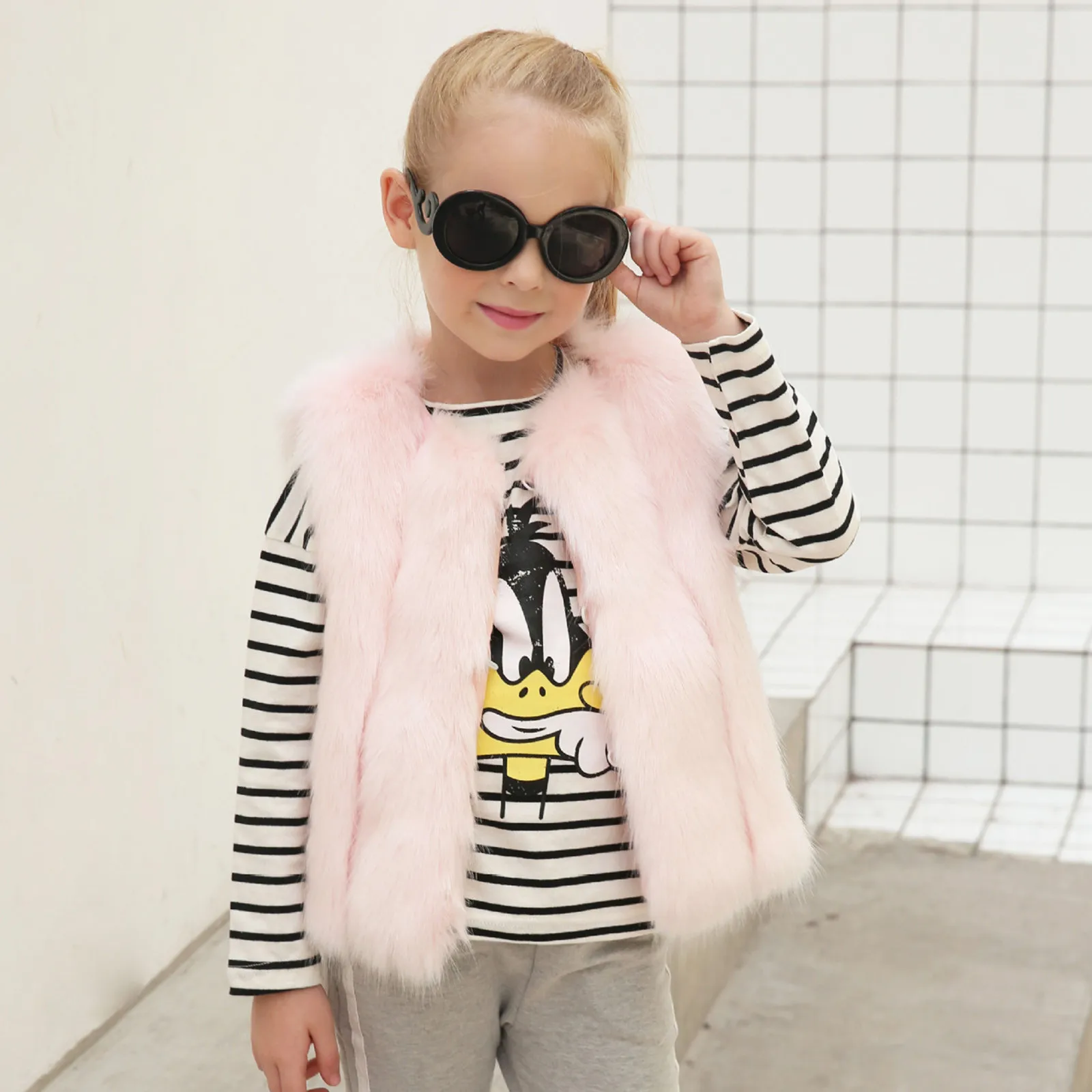 Жилет детский из искусственного меха для девочек зимний теплый плотный |