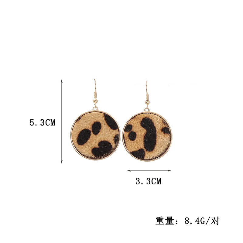 

VRIUA New Creative Snake Black and White Sequin Stud Earrings Retro Simple Round Earrings
