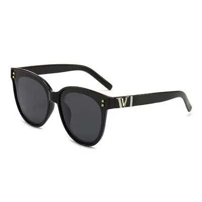 

Fashion Sunglasses For Couple Lover Rivet Polarized Frame Sunglasses Personality Anchor Street Shooting Tide 2021 Leisure Style