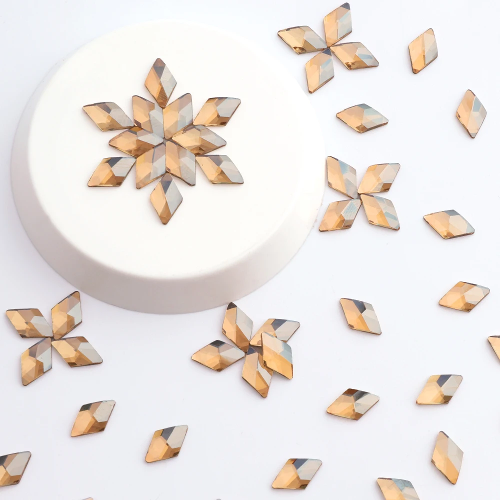 Блестящие 3D Стразы цвета шампань ромбовидные стразы на плоской подошве