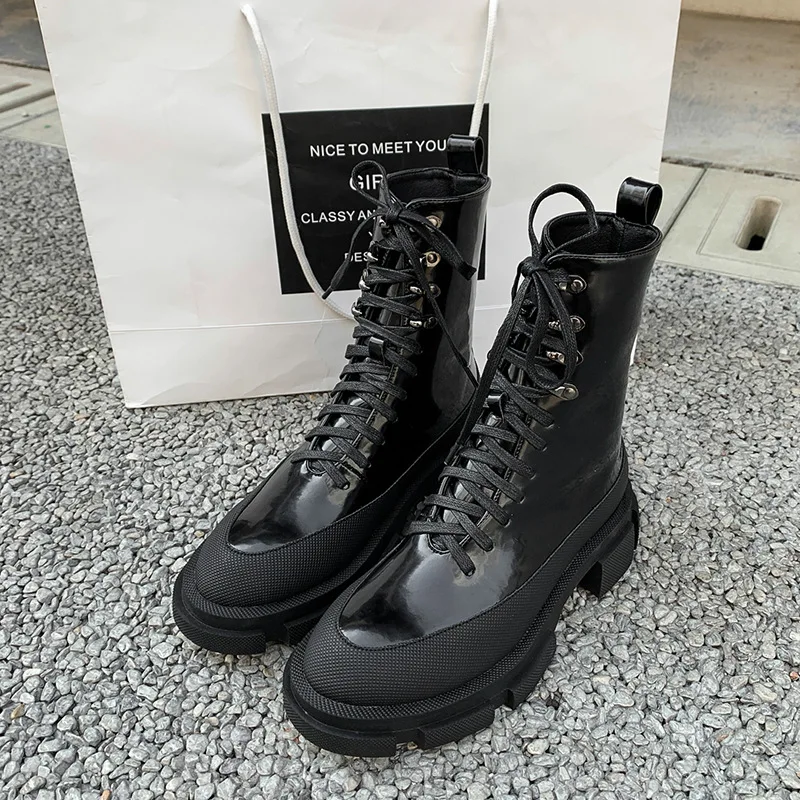 Известный пряжкой и заклепками на платформе Обувь Челси Для женщин толстой