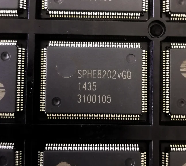 

5-10PCS New SPHE8202VGQ TQFP-128 Liquid crystal chip