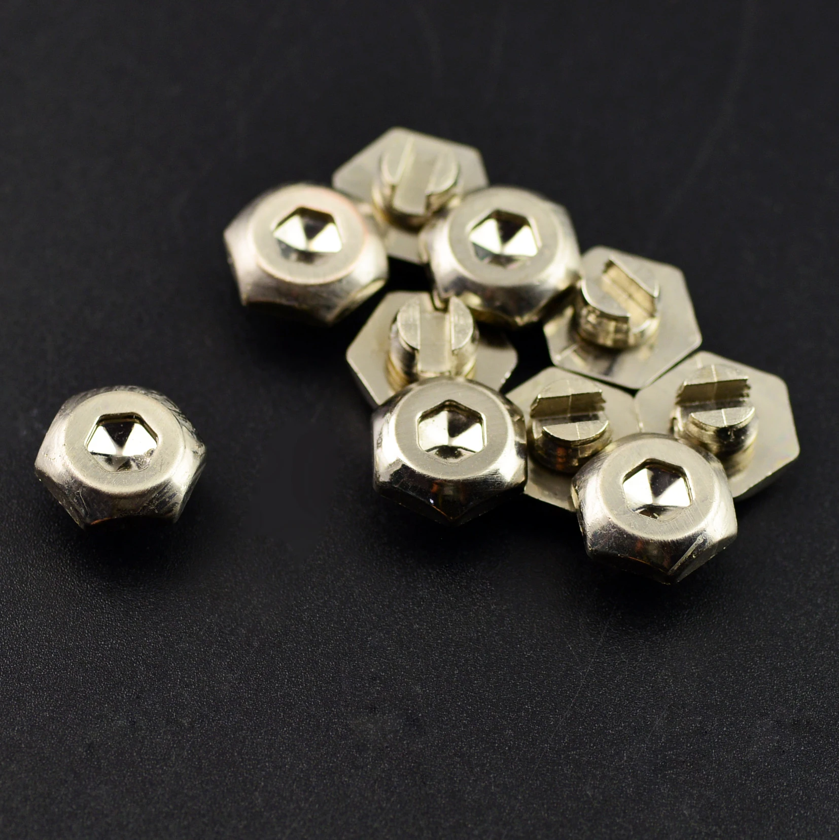 25 шт. 8 мм Серебряное колесо для губ украшение универсальные колесные заклепки