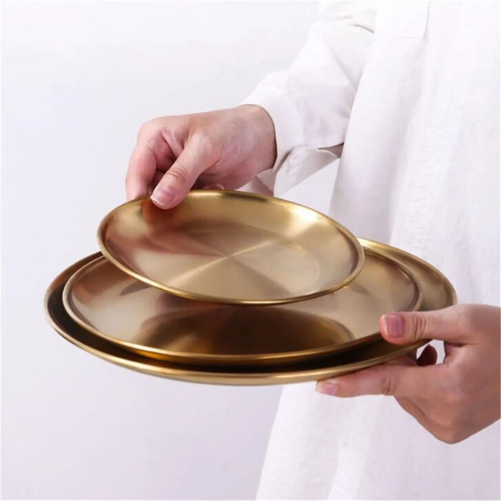 

Dinner Plates European Style Gold Dessert Plate Kitchen Serving Dishes Salad Round Plate Cake Tray Western Steak Round Tray