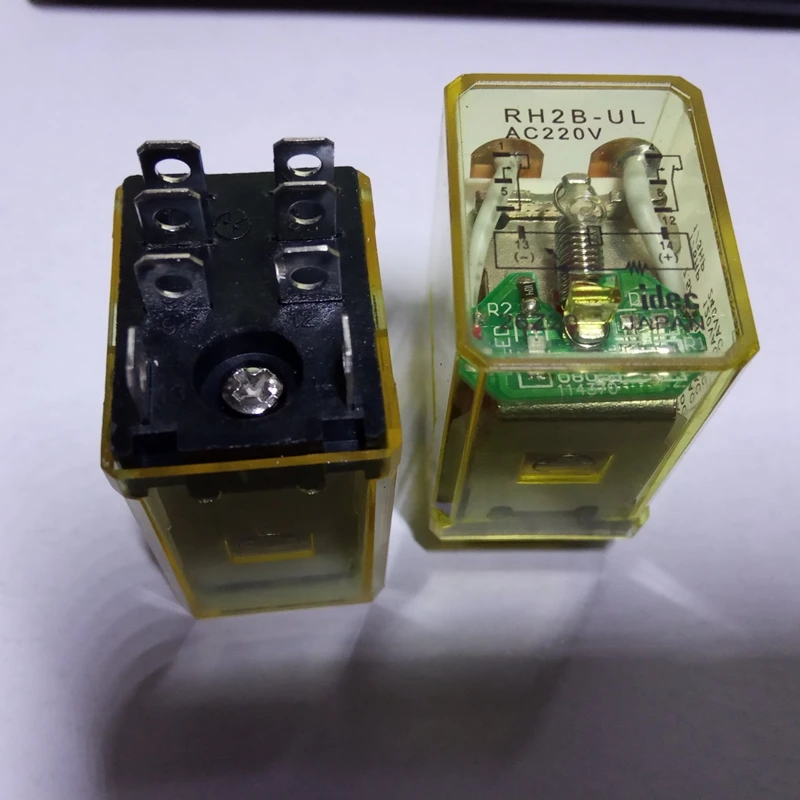 

NEW relay RH2B-UL-AC220V AC220V-240V RH2B-UL AC220V AC220V-240V AC220V AC240V 220VAC 240VAC 10A 240VAC 8PIN