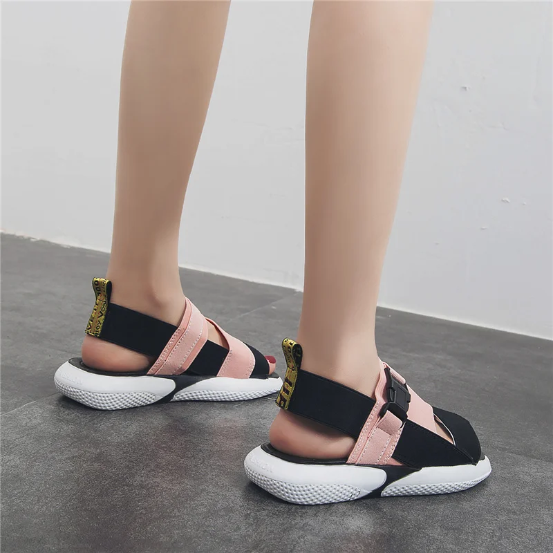 Сандалии женские спортивные на плоской подошве уличные пляжные Босоножки