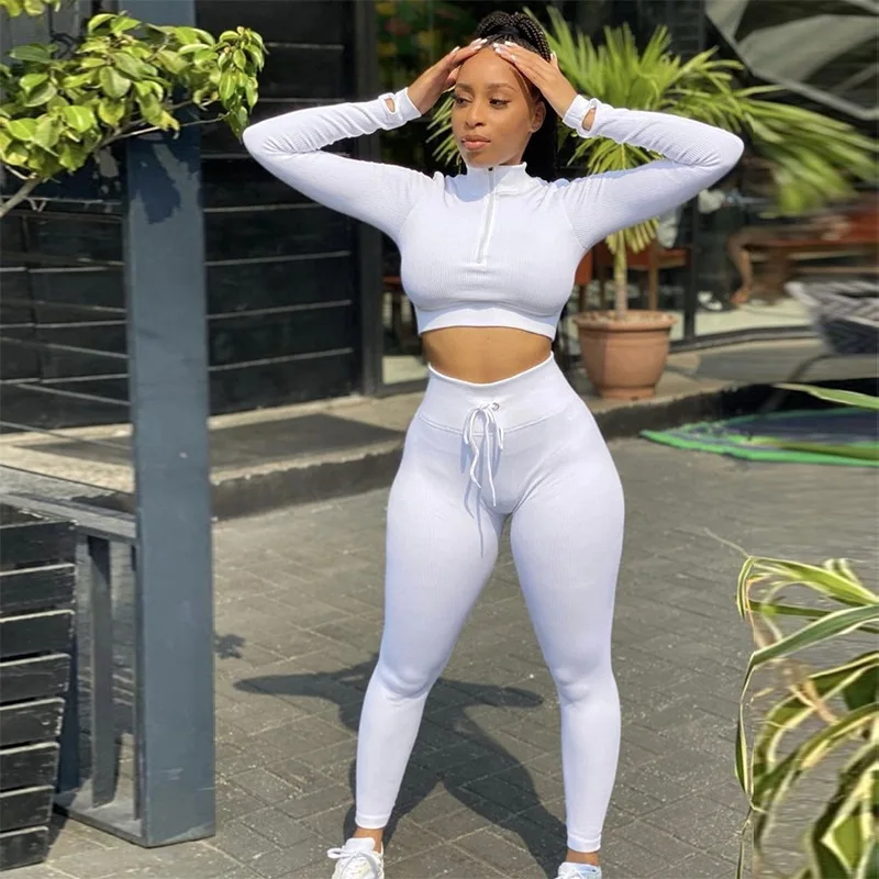 

Комплект спортивный женский бесшовный из 2 предметов, пикантный укороченный топ на молнии, рубашка с кулиской, леггинсы, спортивный костюм с...