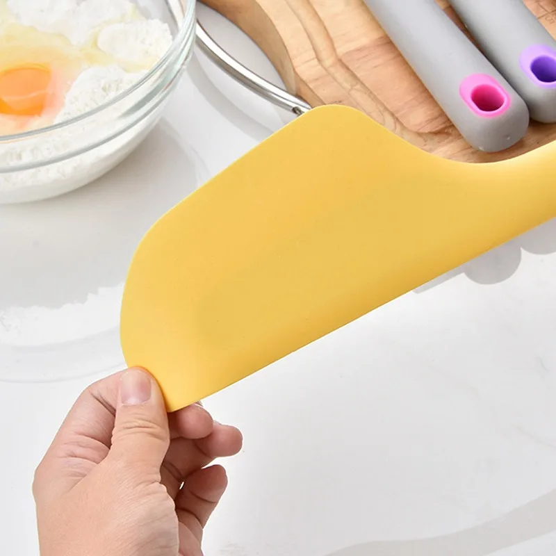 

Kitchen Tools Silicone Cake Cream Baking Scraper Non Stick Butter Spatula Smoother Spreader Heat Resistant Cookie Pastry Scraper