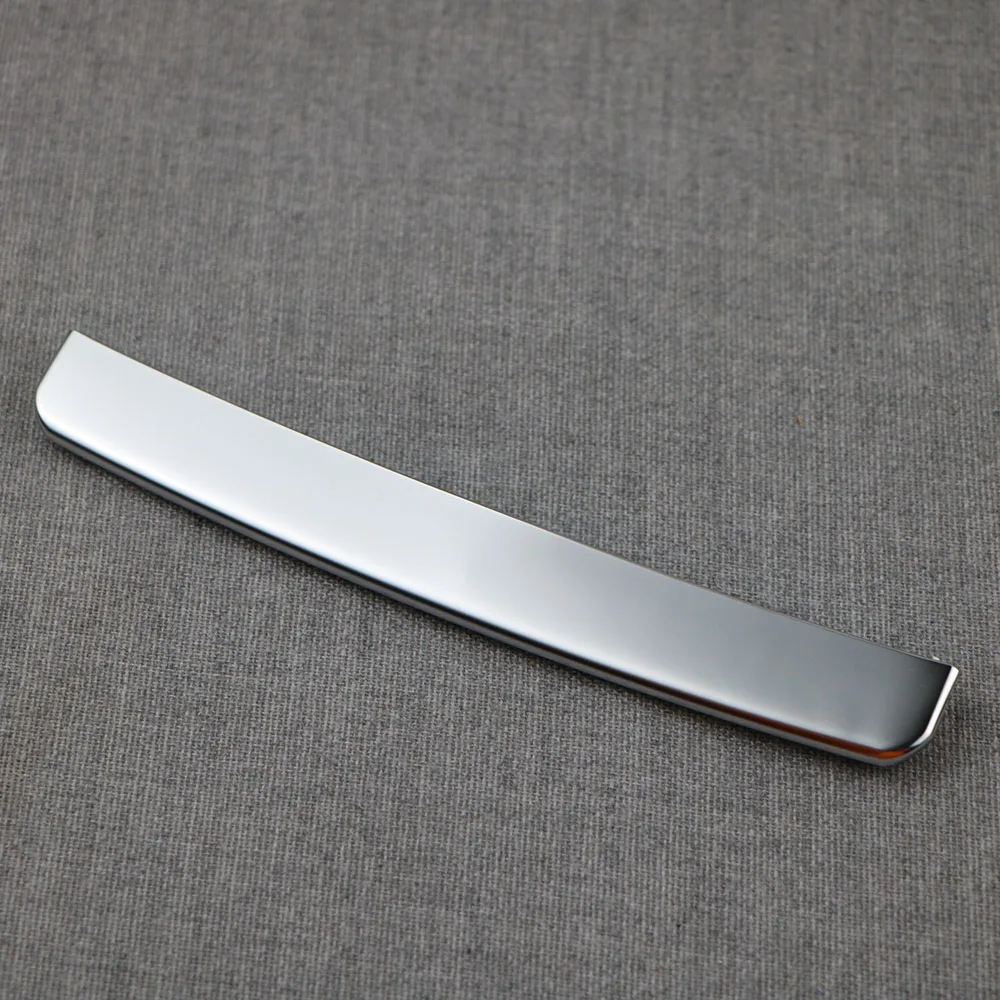 

Push-Pull Bright Strip Chrome Silver For Audi A6 A7 A6 Allroad A6L C7 S6 S7 RS6 RS7 4GD863440K Front Central Ashtray Cover