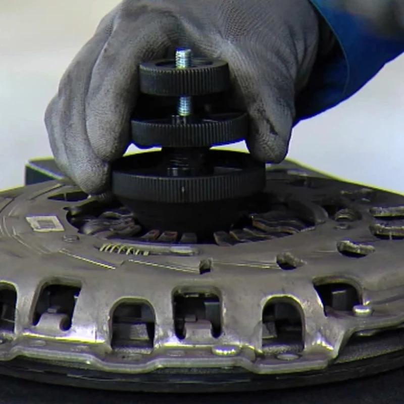 Универсальный инструмент для выравнивания сцепления центрирующий корректор