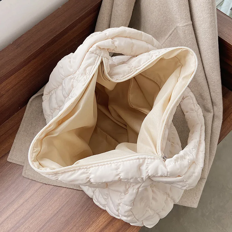 

Large Space Cotton Crossbody Bag Luxury Women Down Feather Pad Shoulder Bags Winter Style Ladies Big Soft Plaid Warm Hobos Bag