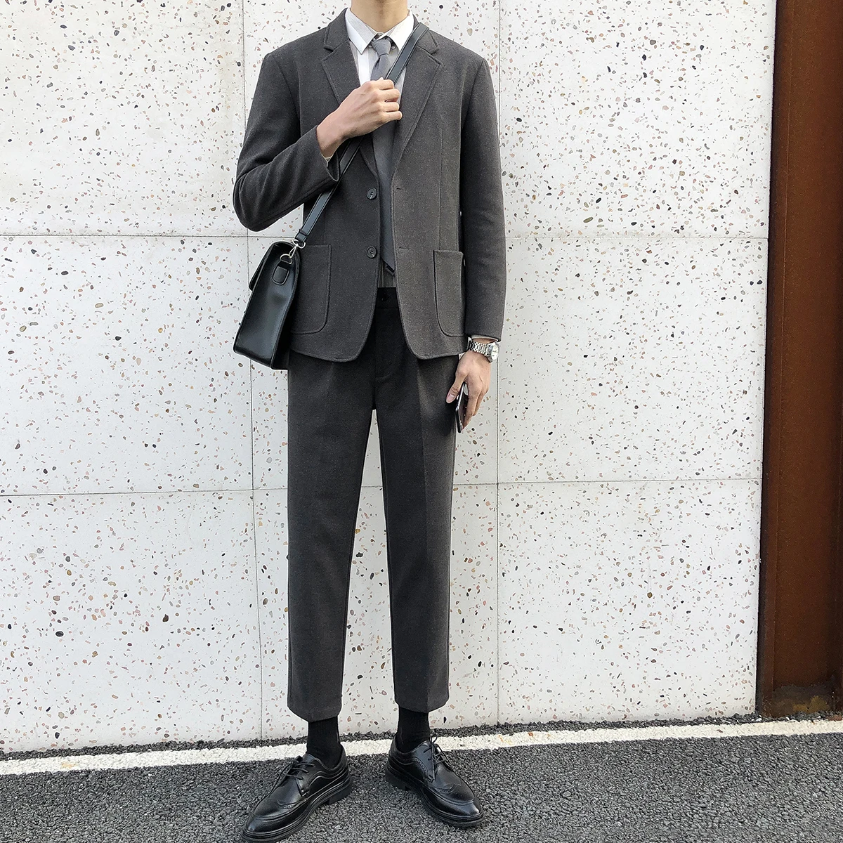 

Winter Black Fashion Suit Business Slim Latest Coat Design Tuxedo Vintage Christmas Suit Wedding Blazer Masculino Suits Eg50tz