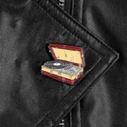 Броши с эмалью, красные, винтажные, для путешествий, проигрывателя, чемодана, 80-х, для влюбленных в музыку, футболки значки, на сумку, на лацкан, ювелирное изделие, подарок