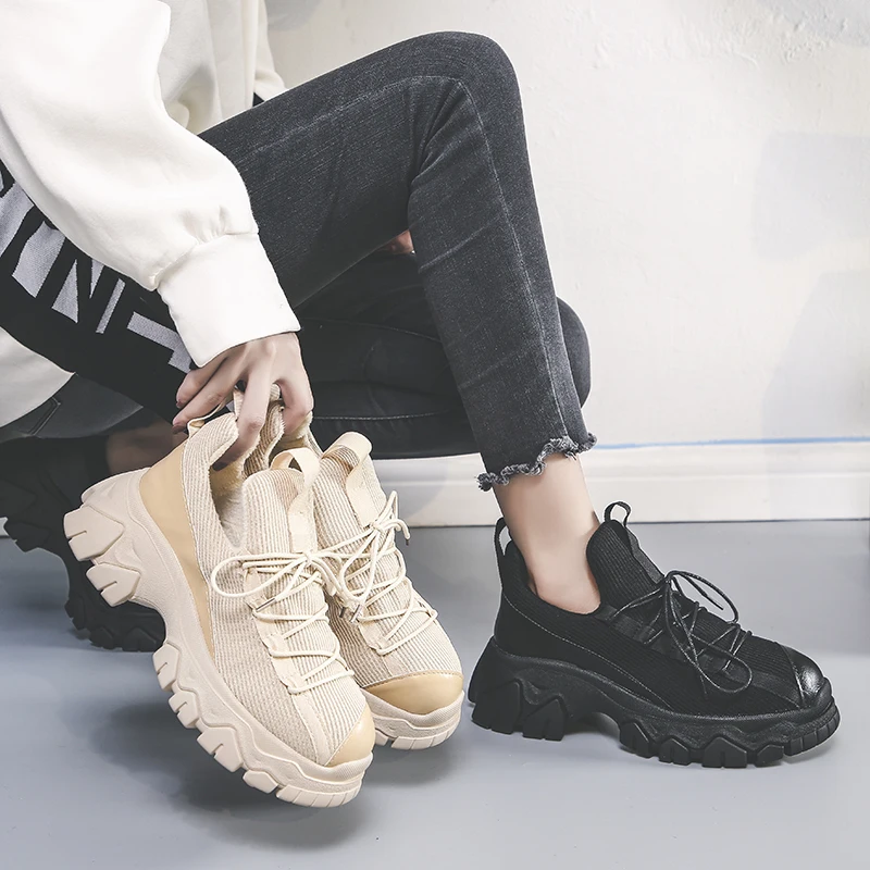 

Women's Shoes